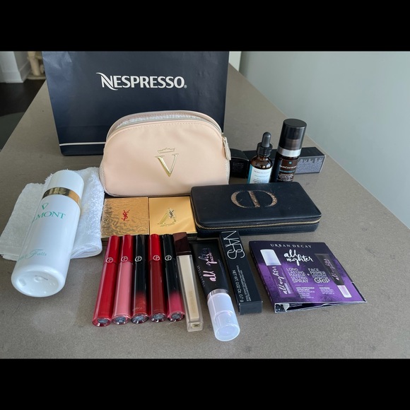 cosmetics - Picture 6 of 6